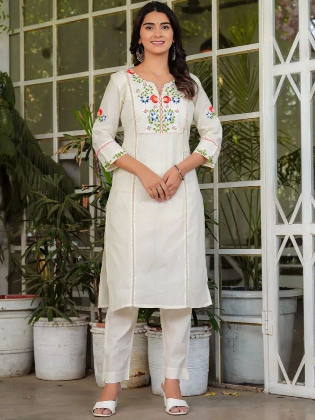 

MILAAV Floral Embroidered V-Neck Thread Work Pure Cotton Kurta With Trousers, White