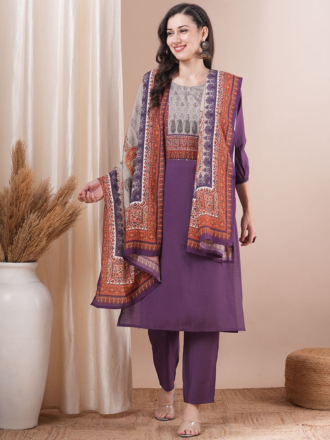 

FASHOR Purple Ethnic Motifs Printed Regular Sequinned Kurta With Trouser With Dupatta