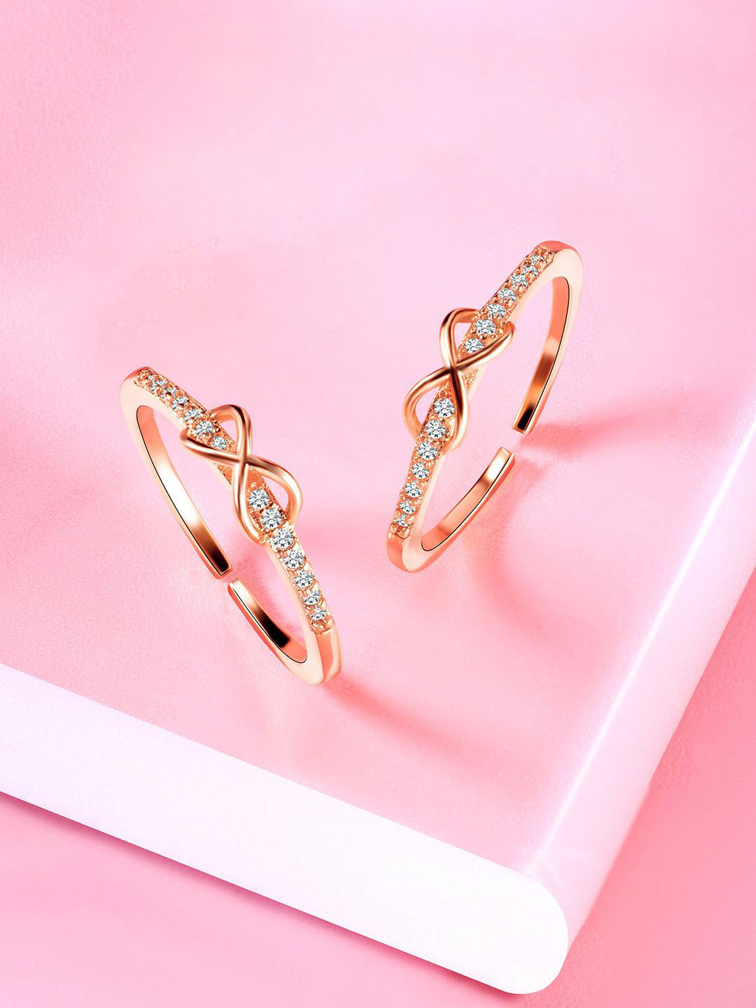 

Peora Rose Gold-Plated Cubic Zirconia Studded Adjustable Toe Rings