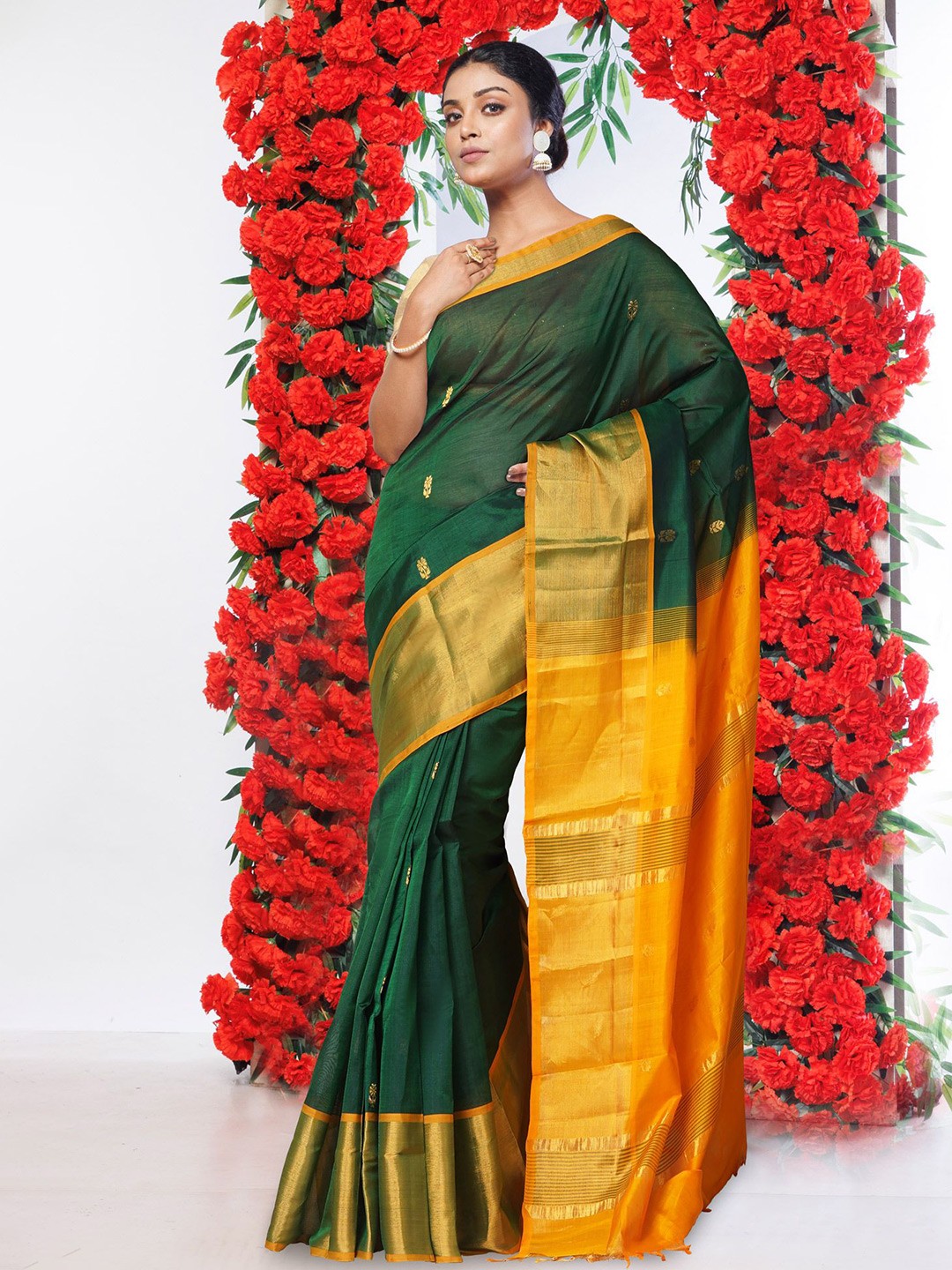 

Unnati Silks Woven Design Handloom Traditional Kanjeevaram Saree, Green
