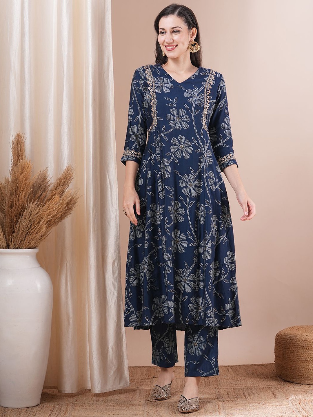 

FASHOR V-Neck Printed A-Line Tunic & Trouser, Navy blue