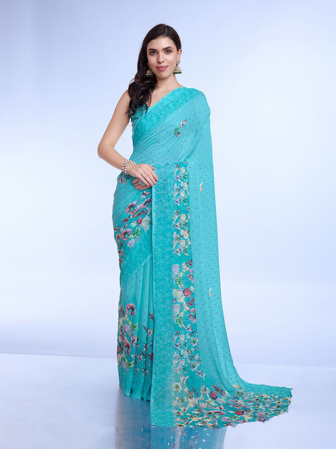 

Ishin Abstract Embellished Sequinned Saree With Blouse Piece, Teal