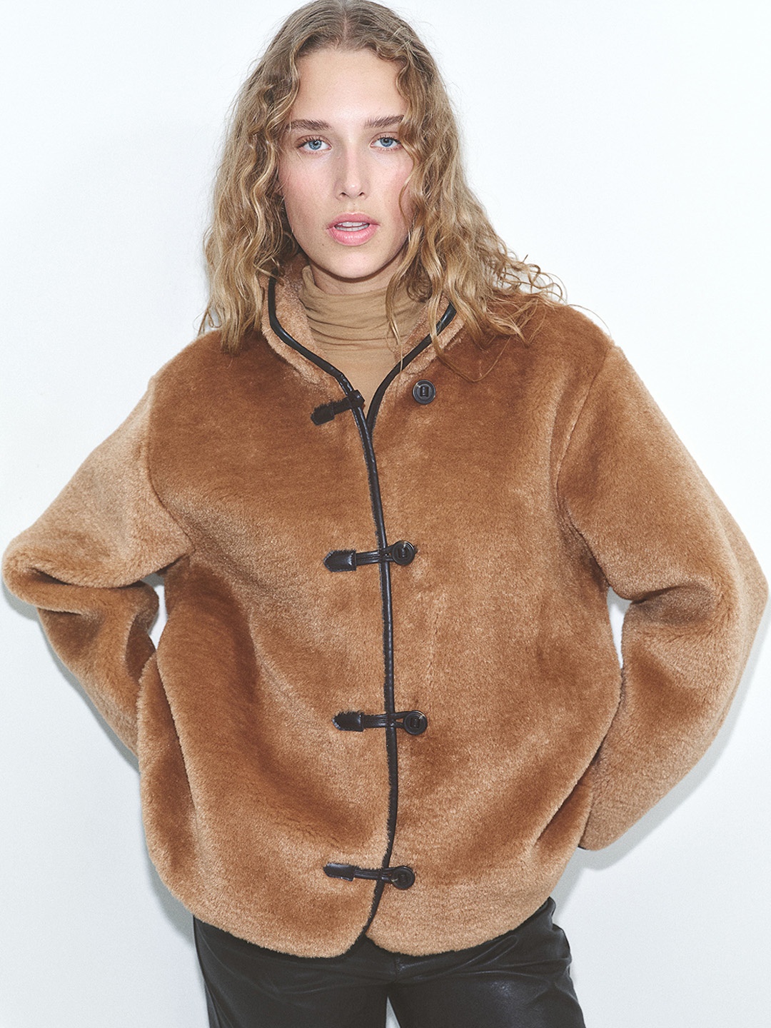 

H&M Fluffy Jacket, Brown