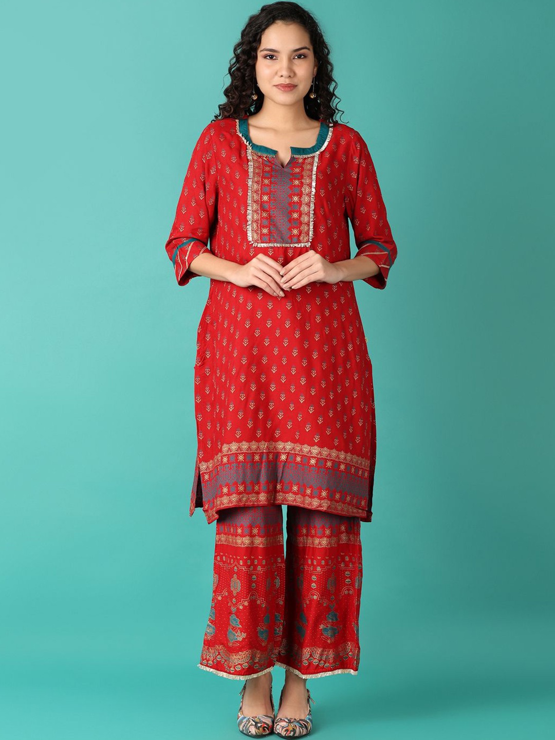 

V-Mart Floral Printed Kurta With Palazzos, Red