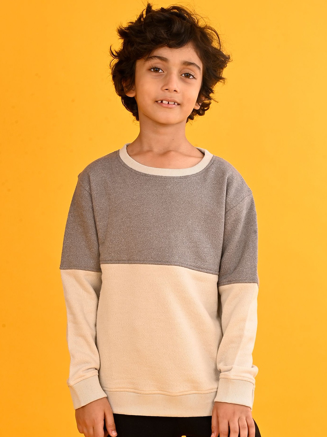 

Anthrilo Boys Colourblocked Winter Sweatshirt, Grey