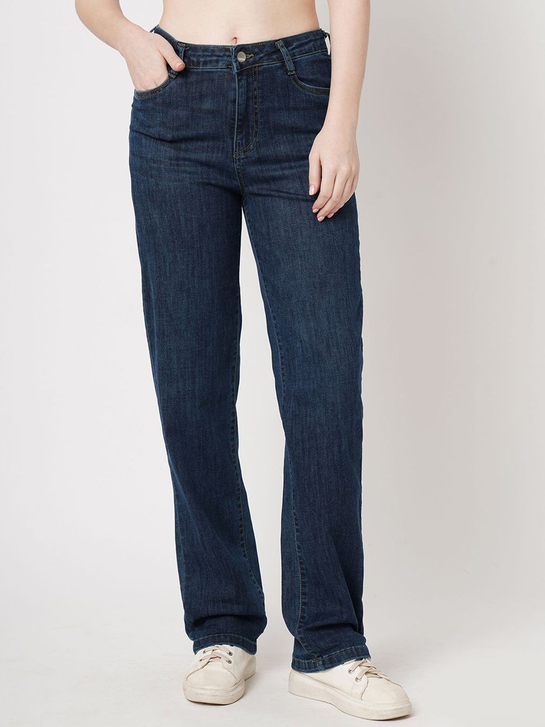 

Kraus Jeans Women Cotton Straight Fit High-Rise Light Fade Jeans, Blue