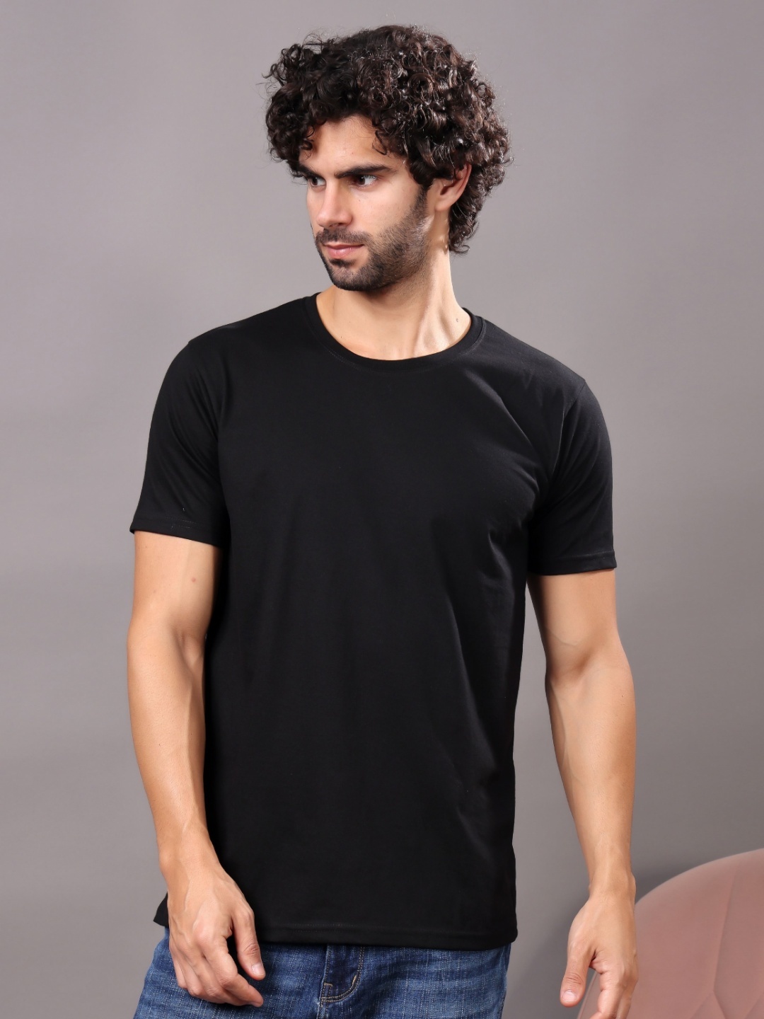 

KEX Men Solid Round Neck Cotton T-shirt, Black