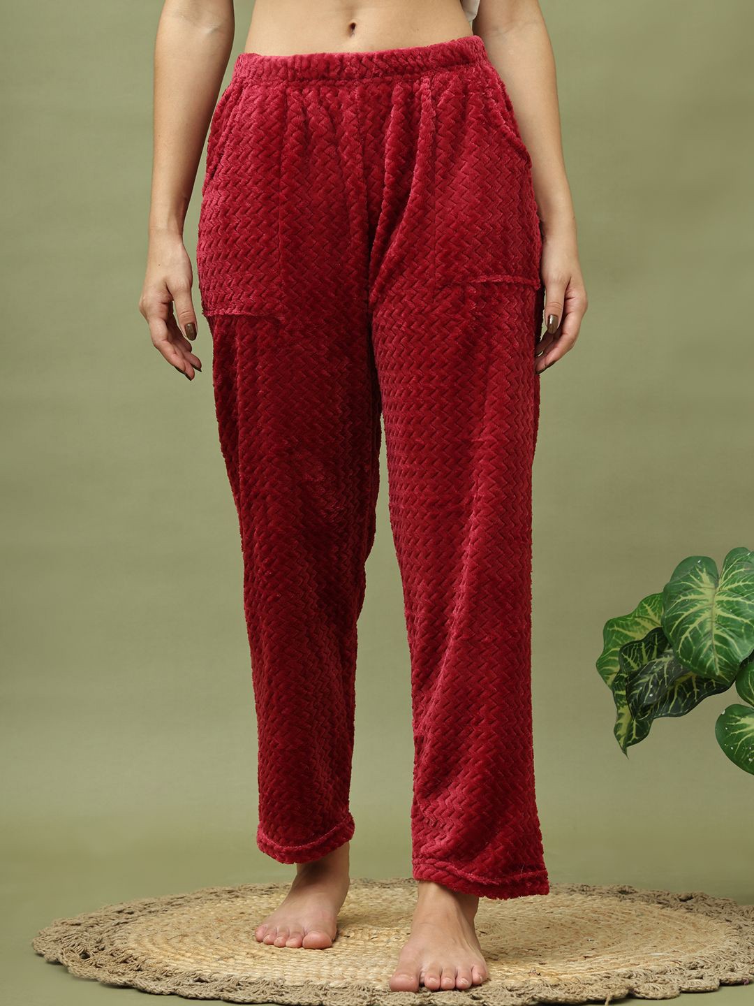 

TAG 7 Women Self-Design Mid-Rise Lounge Pants, Maroon