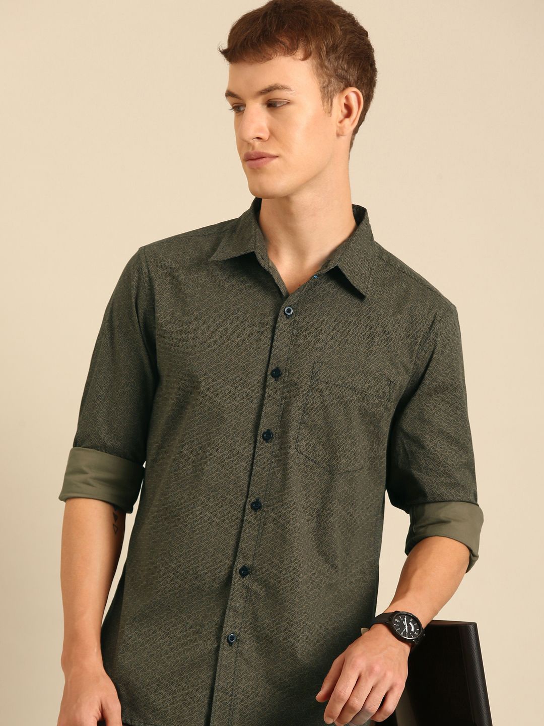 

Provogue Men Cutaway Collar Micro Ditsy Printed Cotton Casual Shirt, Olive