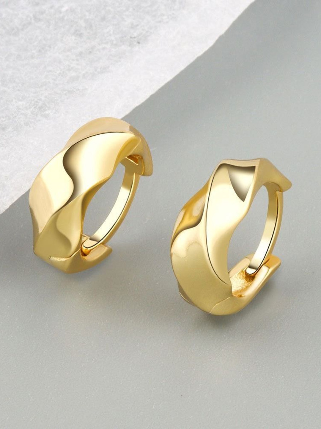 

MYKI Stainless Steel Gold-Plated Contemporary Hoop Earrings