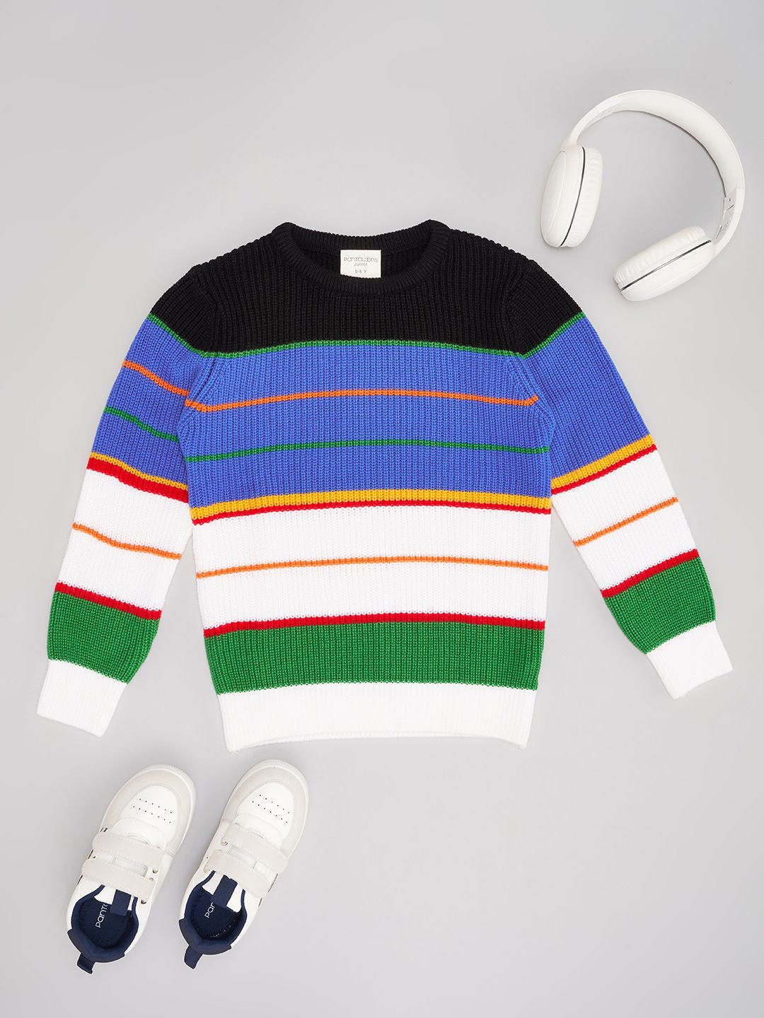 

Pantaloons Junior Boys Colourblocked Round Neck Pullover, White