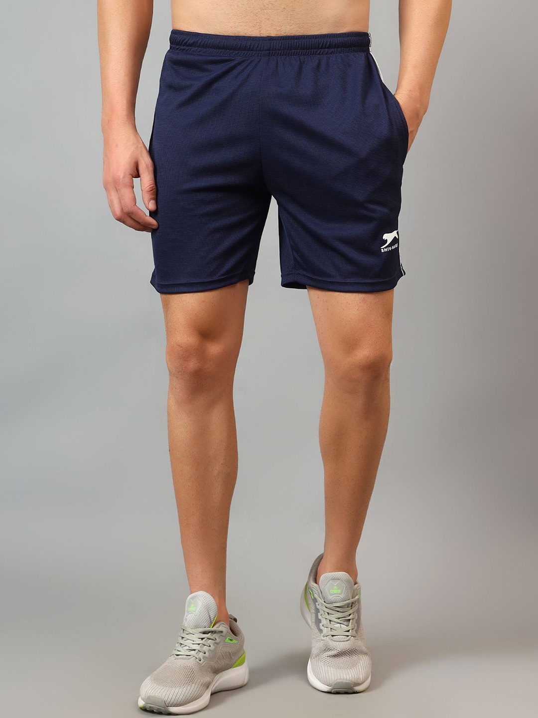 

Shiv Naresh Men Sportswear Antimicrobial Mid-Rise Shorts, Navy blue