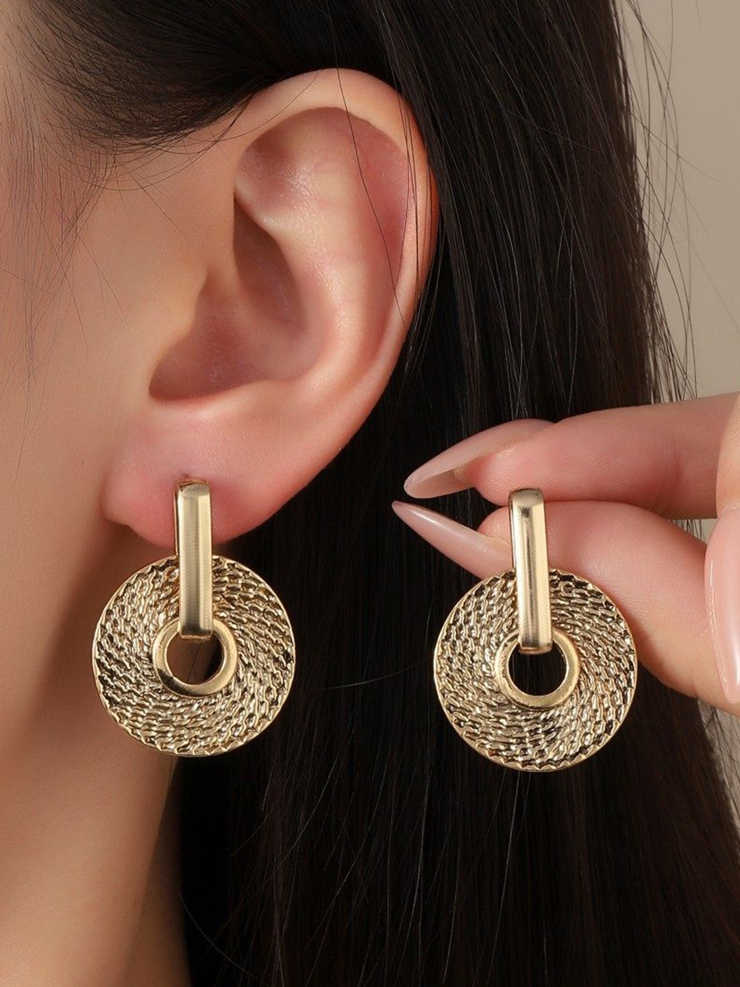 

SALTY Contemporary Studs Earrings, Gold