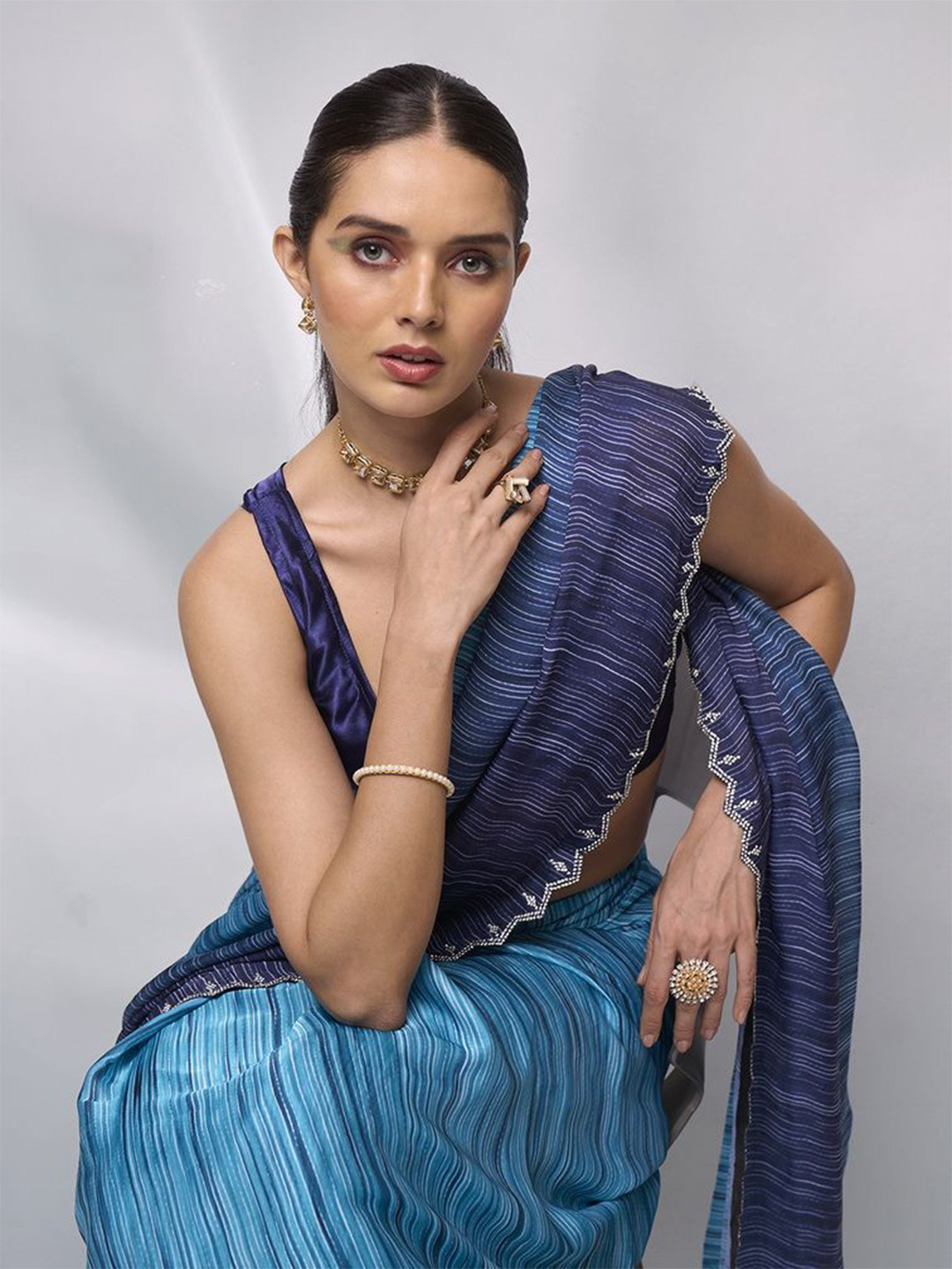 

Mitera Striped Beads and Stones Pure Chiffon Ready to Wear Saree, Navy blue