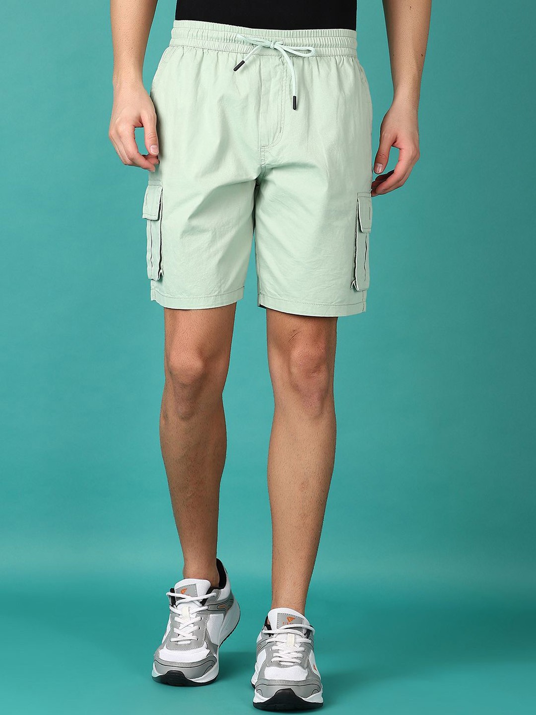 

V-Mart Men Shorts, Green