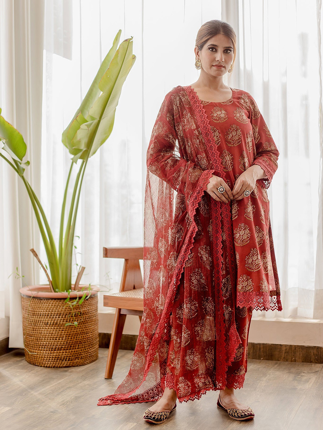 

GulaboJaipur Floral Printed Thread Work Straight Pure Cotton Kurta With Trouser & Dupatta, Red