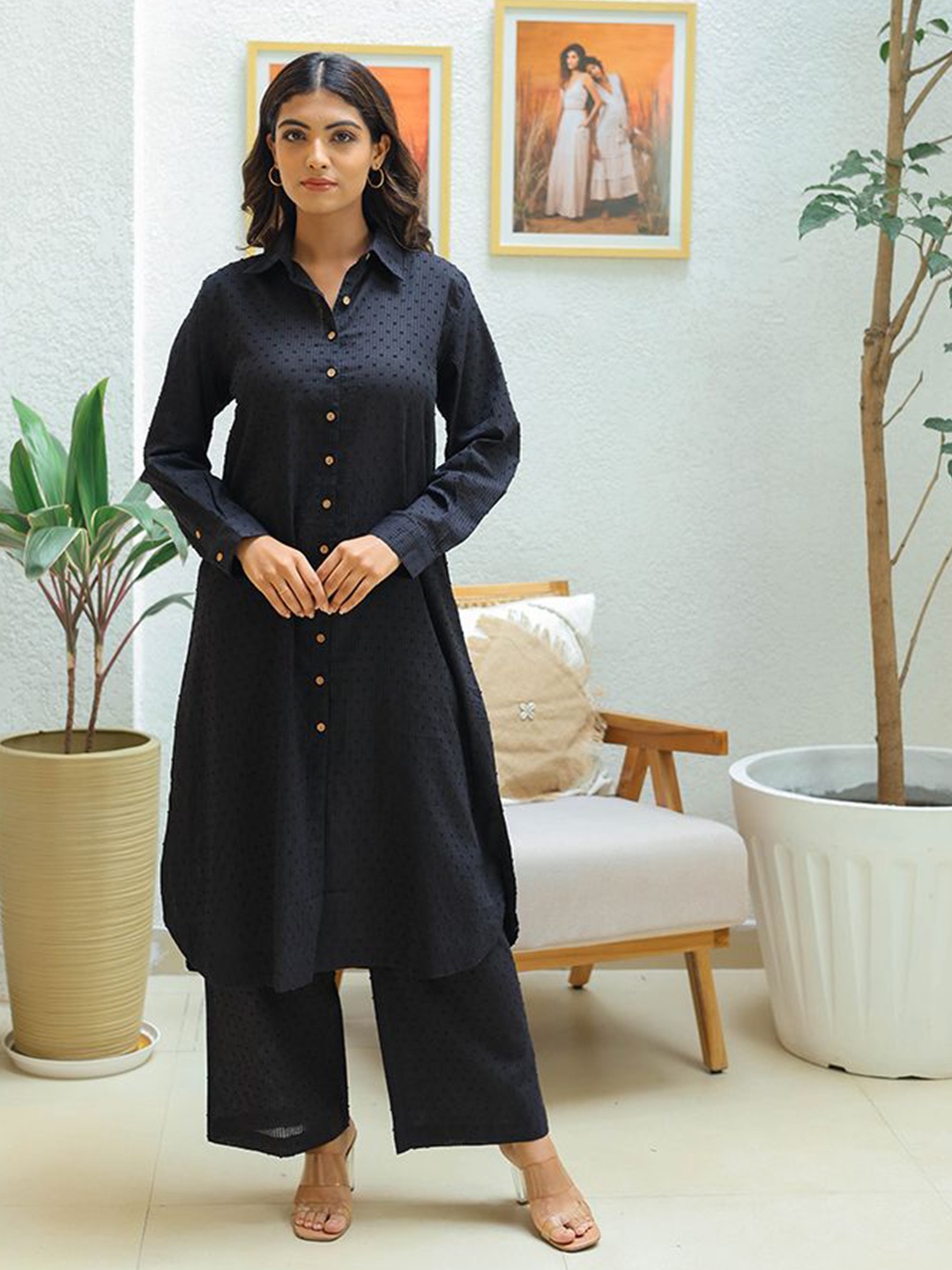 

Kapraaha Self Design Shirt Collar Pure Cotton Tunic With Palazzos, Black