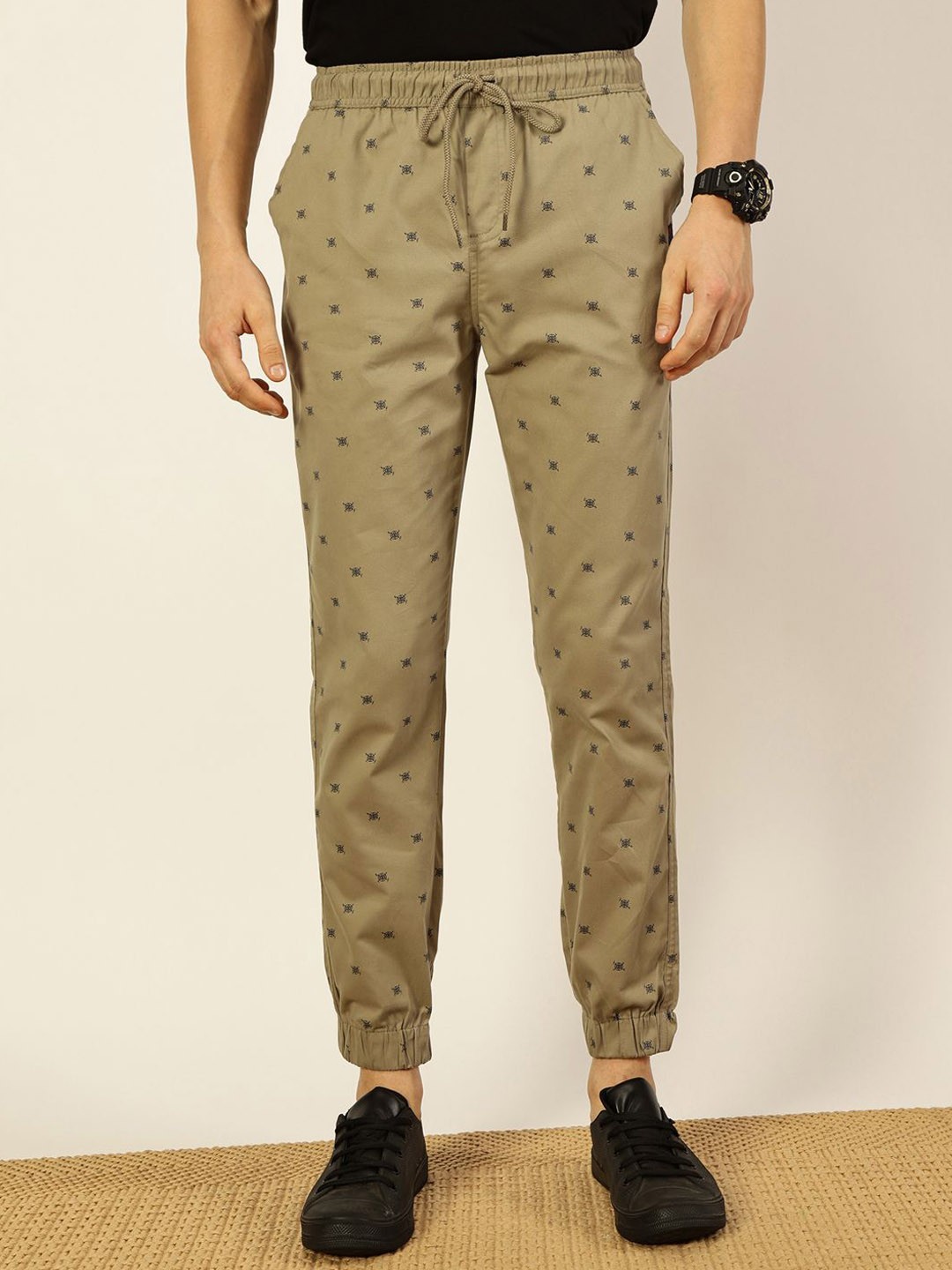 

Thomas Scott Men Pure Cotton Printed Smart Slim Fit Easy Wash Jogger, Beige