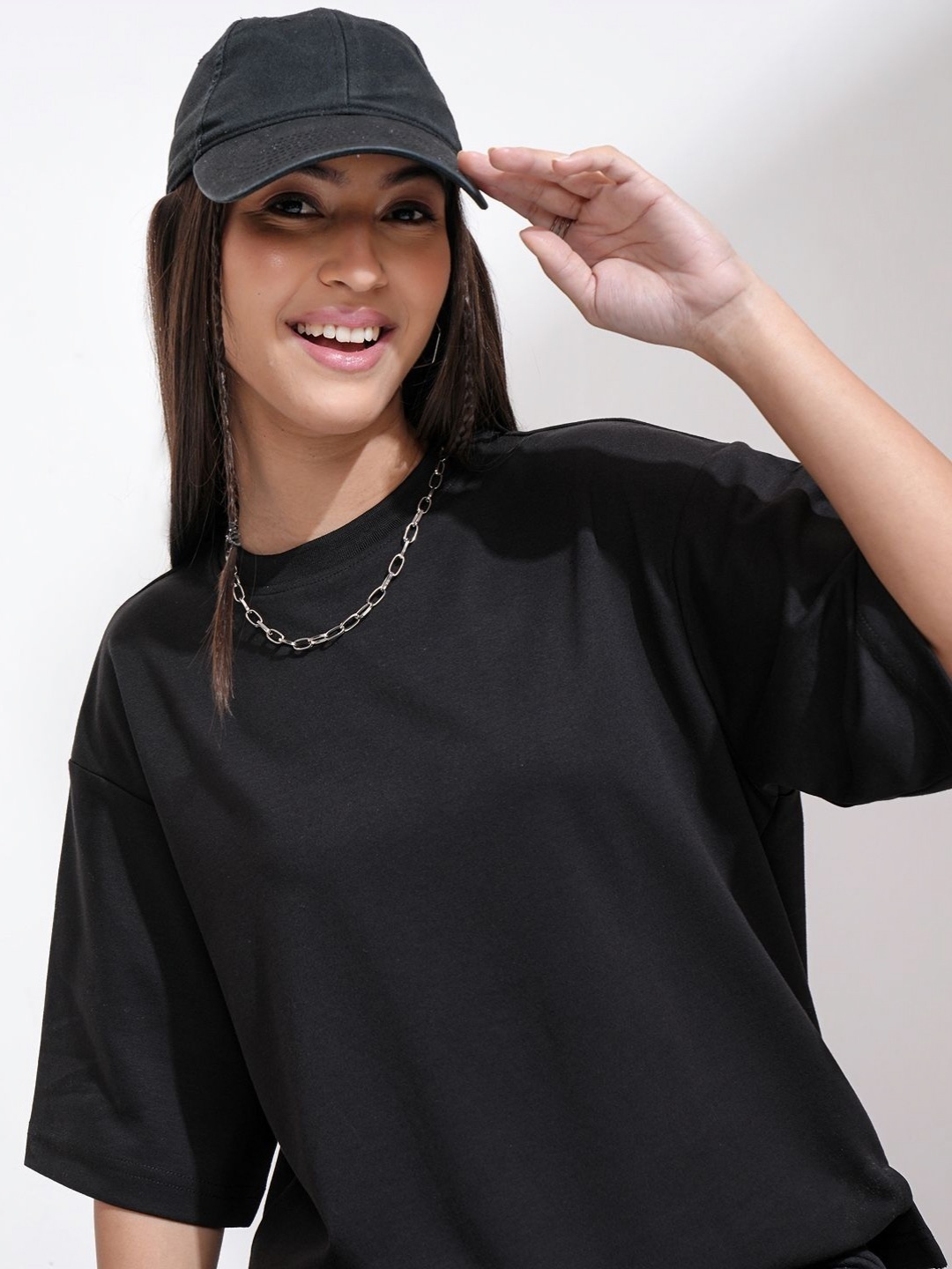 

Street By Tokyo Talkies Women Solid Round Neck Cotton Relaxed Fit T-shirt, Black
