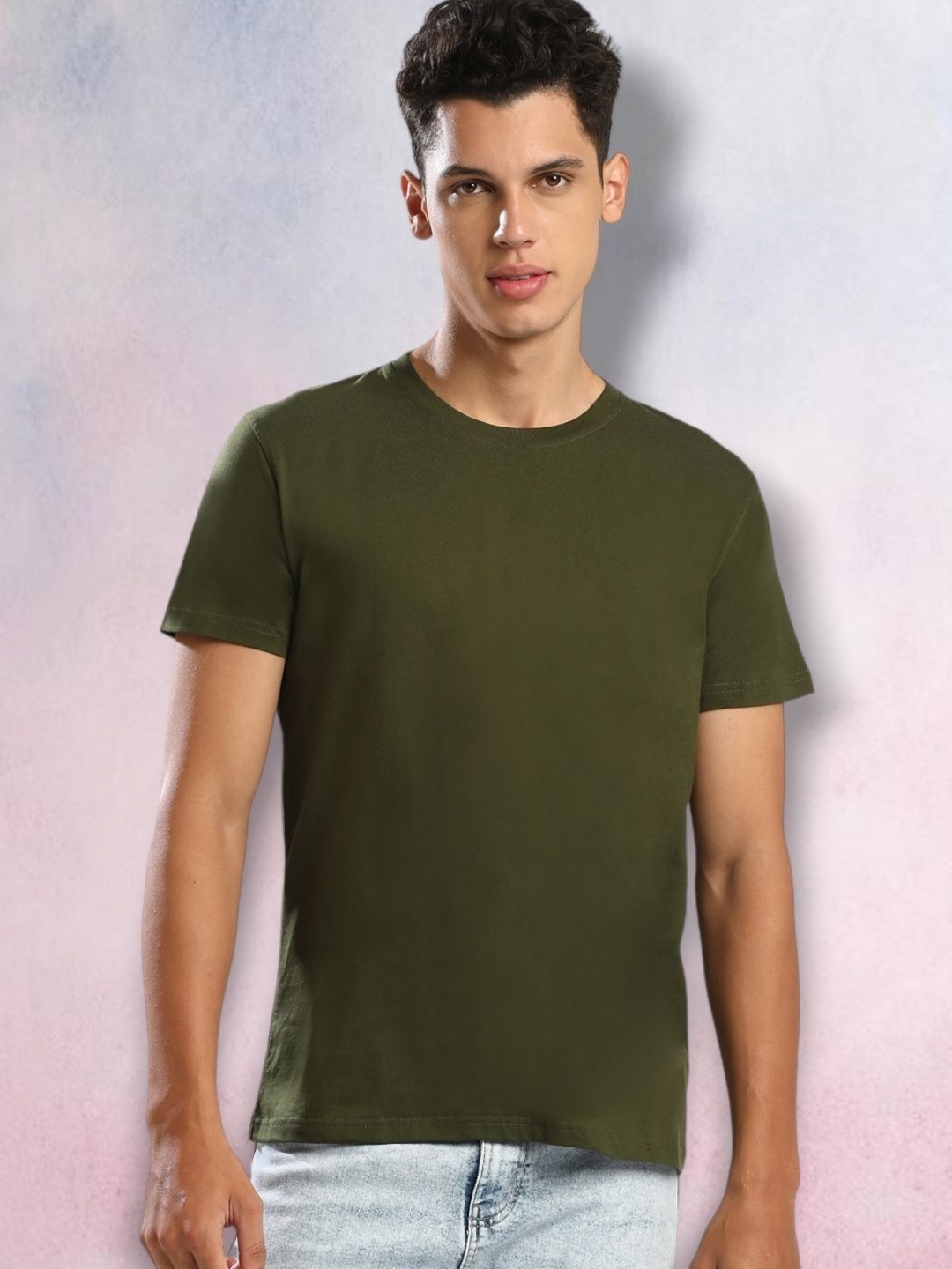 

THE DAILY OUTFITS Men Solid Round Neck Cotton T-shirt, Olive