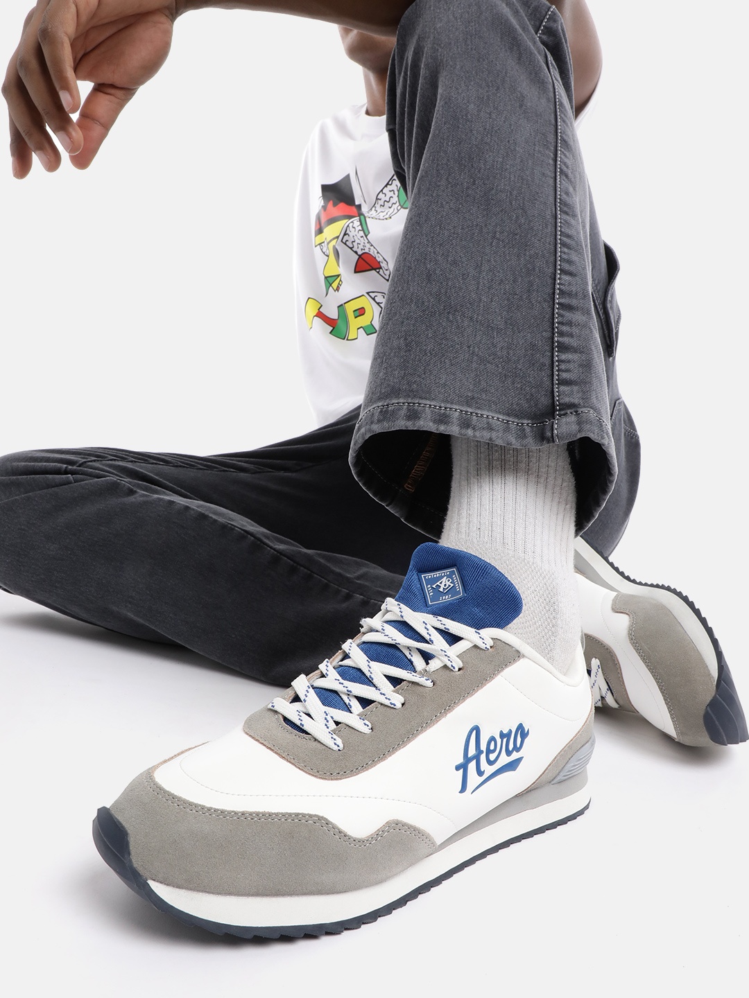 

Aeropostale Men Everyday Sneakers, White