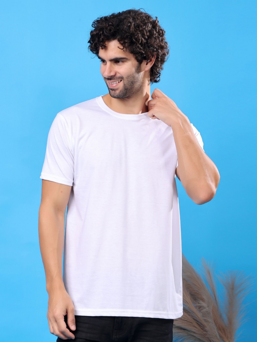 

KEX Men Solid Round Neck Cotton T-shirt, White