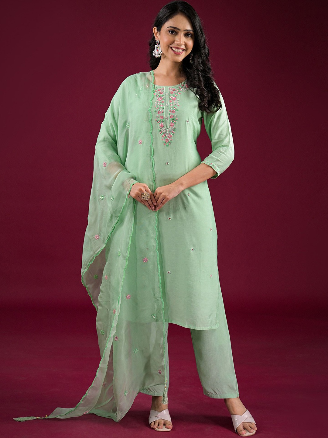 

Peachmode Floral Embroidered Thread Work Straight Kurta with Trouser & Dupatta, Green