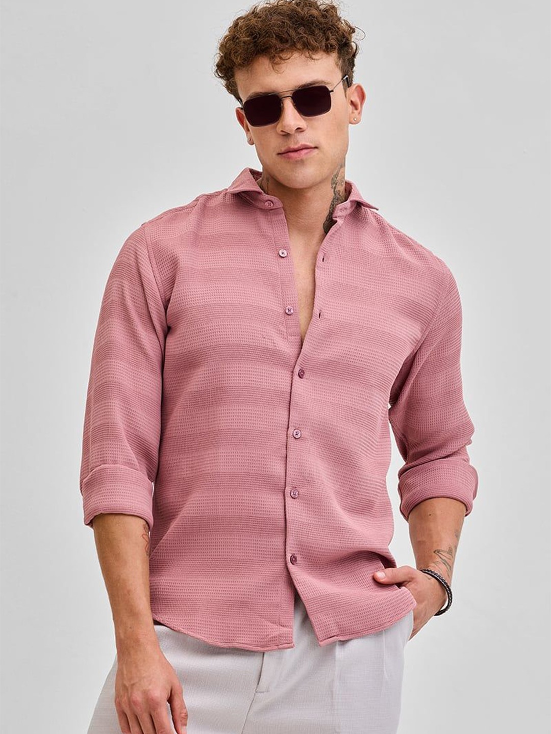 

Snitch Men Smart Spread Collar Textured Casual Shirt, Pink