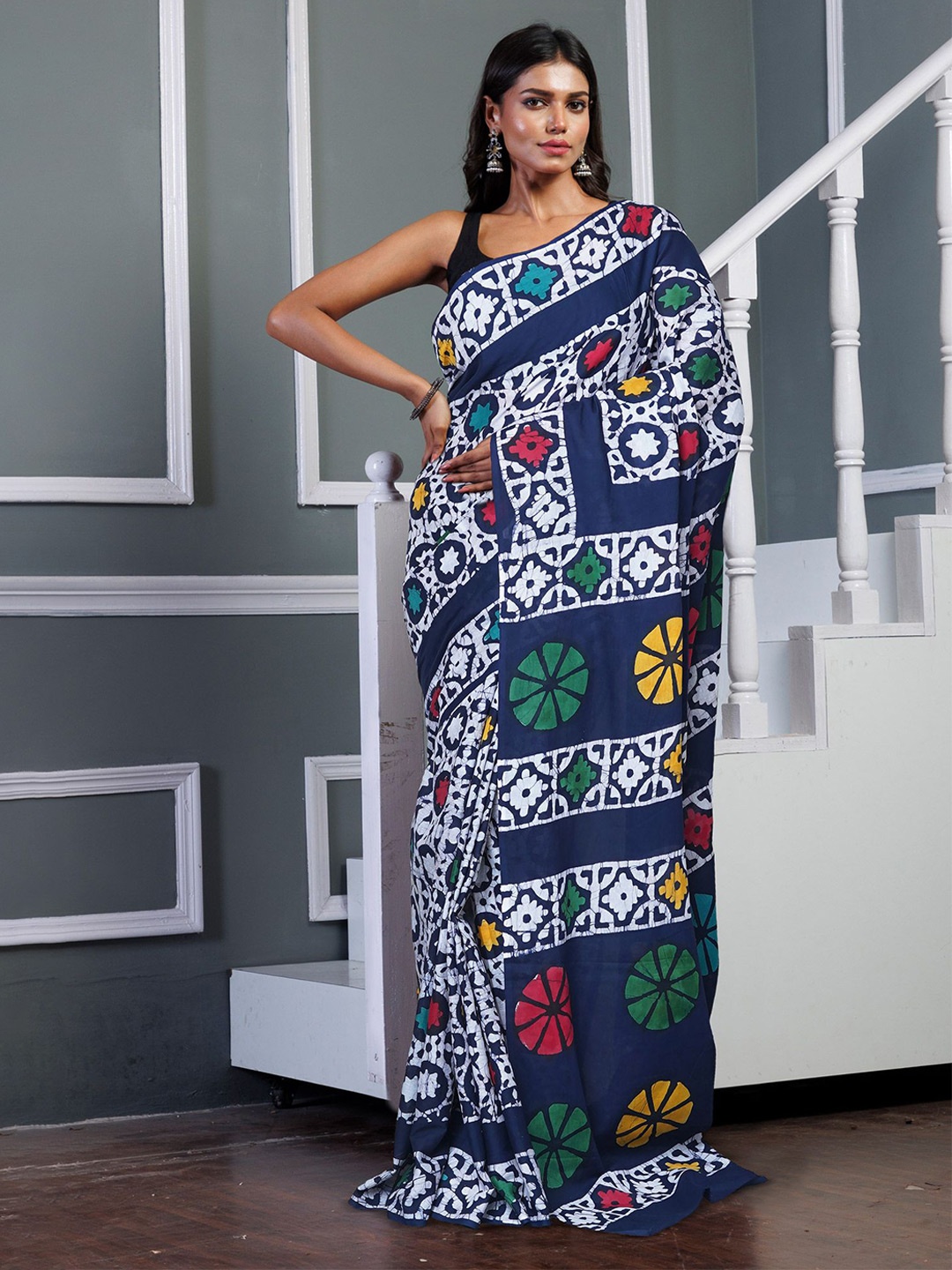 

Unnati Silks Floral Printed Pure Cotton Handloom Block Print Saree, Navy blue