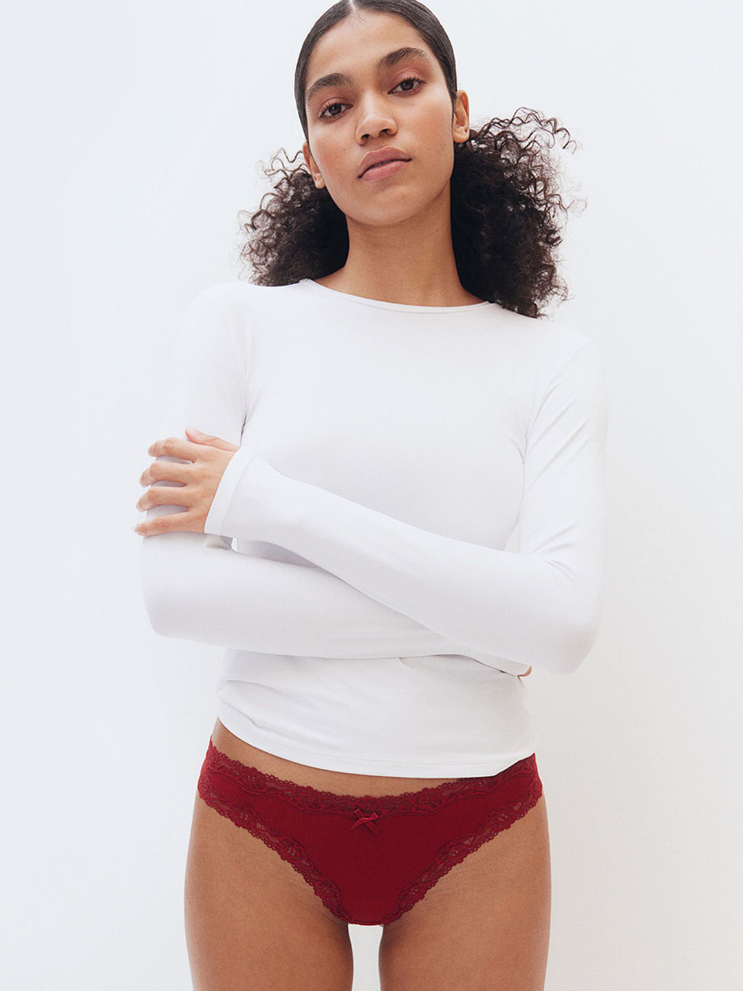 

H&M Women Pack Of 3 Brazilian Briefs, Red