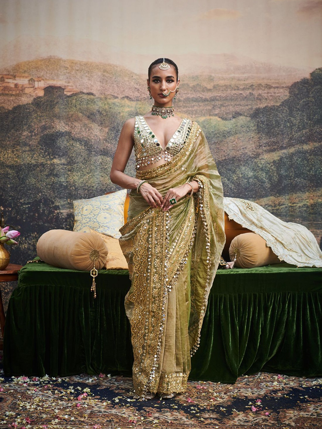 

ITRH Pure Cotton Saree With Embellished Border, Green