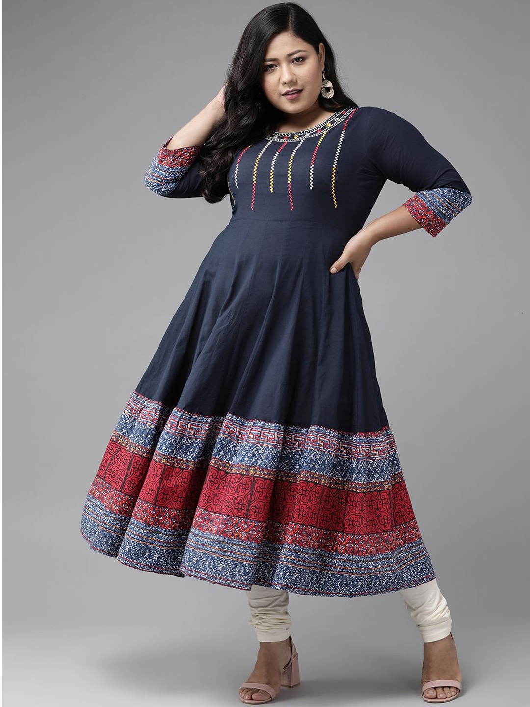 

YASH GALLERY Ethnic Motifs Printed Round Neck Regular Thread Work Pure Cotton Kurta, Navy blue