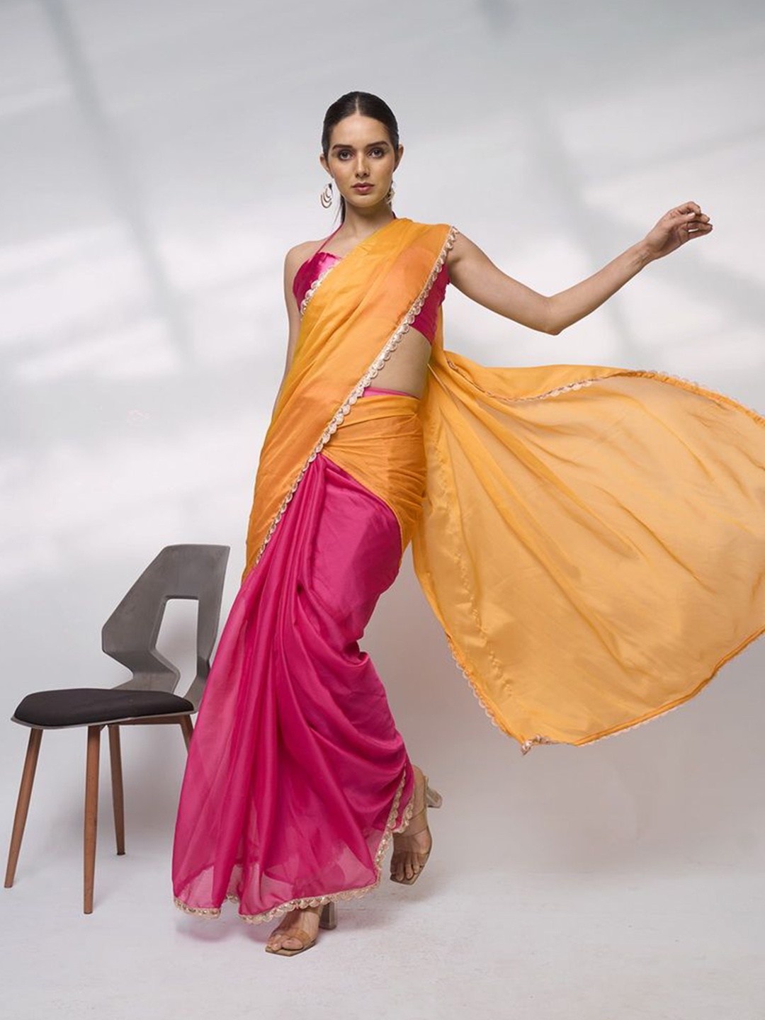 

Kalista Colourblocked Sequinned Pure Chiffon Ready to Wear Saree, Pink