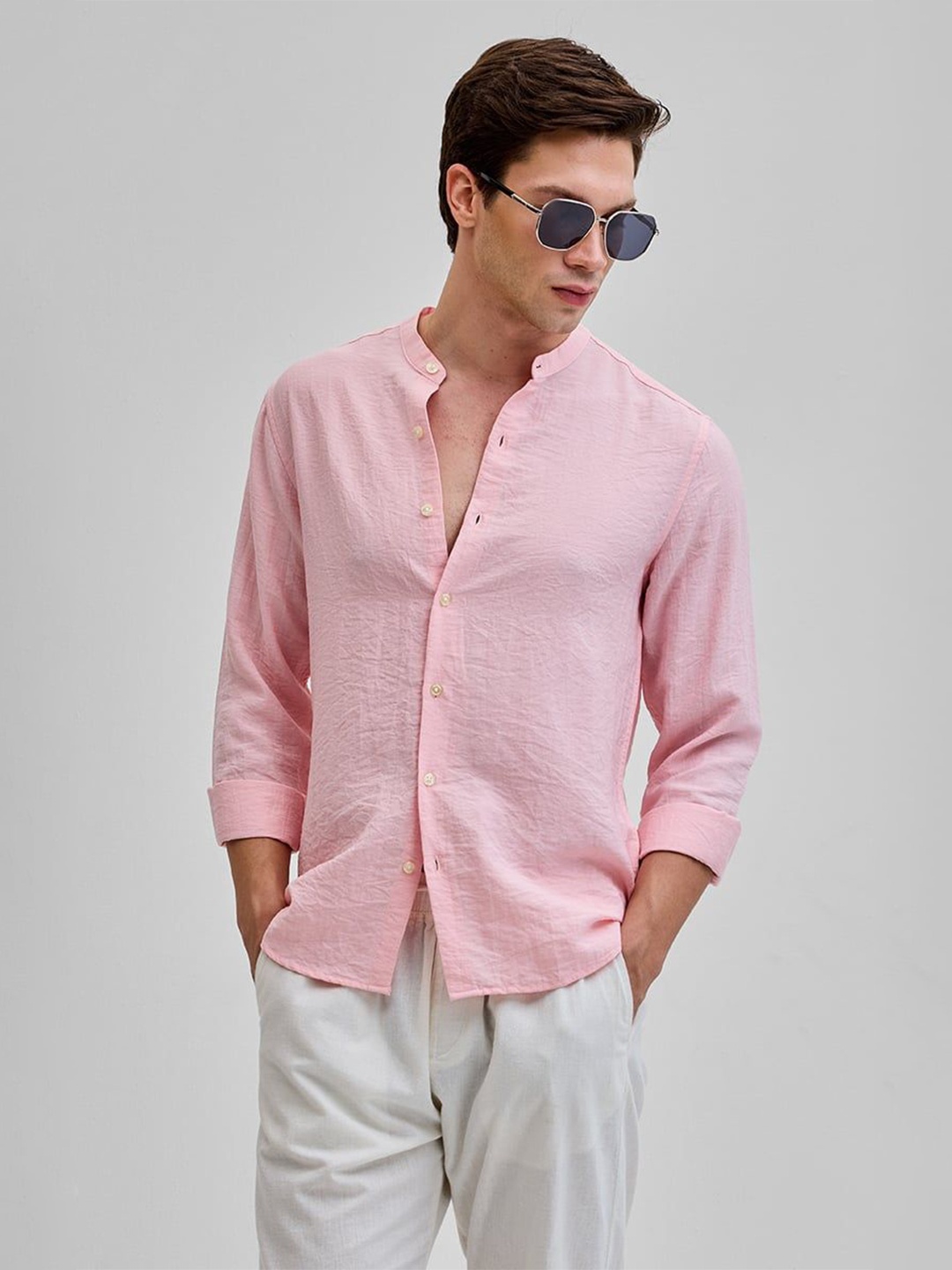 

Snitch Men Smart Band Collar Solid Linen Casual Shirt, Pink
