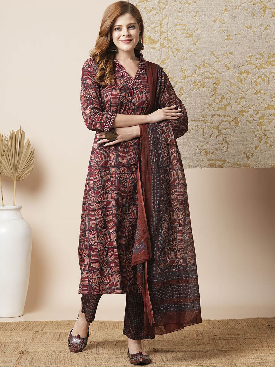 

FASHOR Floral Printed Regular Sequined Pure Cotton Kurta With Trousers & Dupatta, Brown