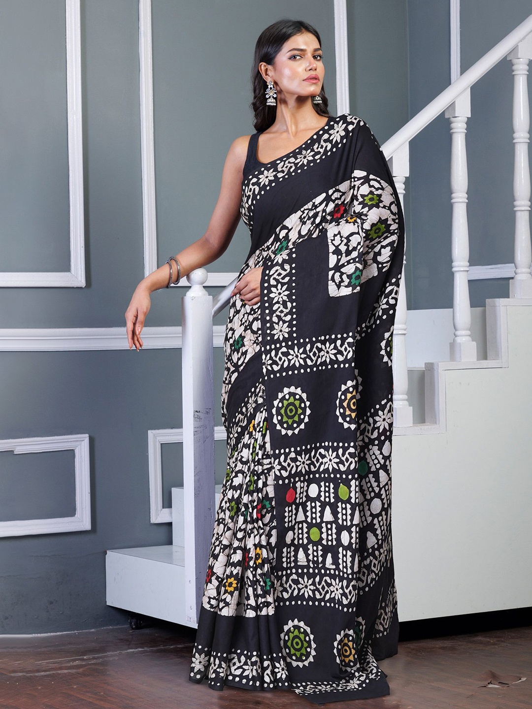 

Unnati Silks Ethnic Motif Pure Cotton Handloom Printed Saree, Black