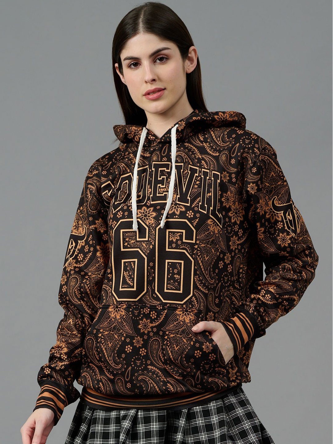 

GO DEVIL Women Alphanumeric Printed Hooded Oversized Sweatshirt, Black