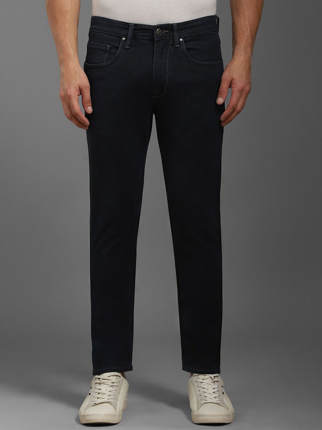 

Louis Philippe Jeans Men Cotton Mid-Rise Regular Fit Jeans, Navy blue