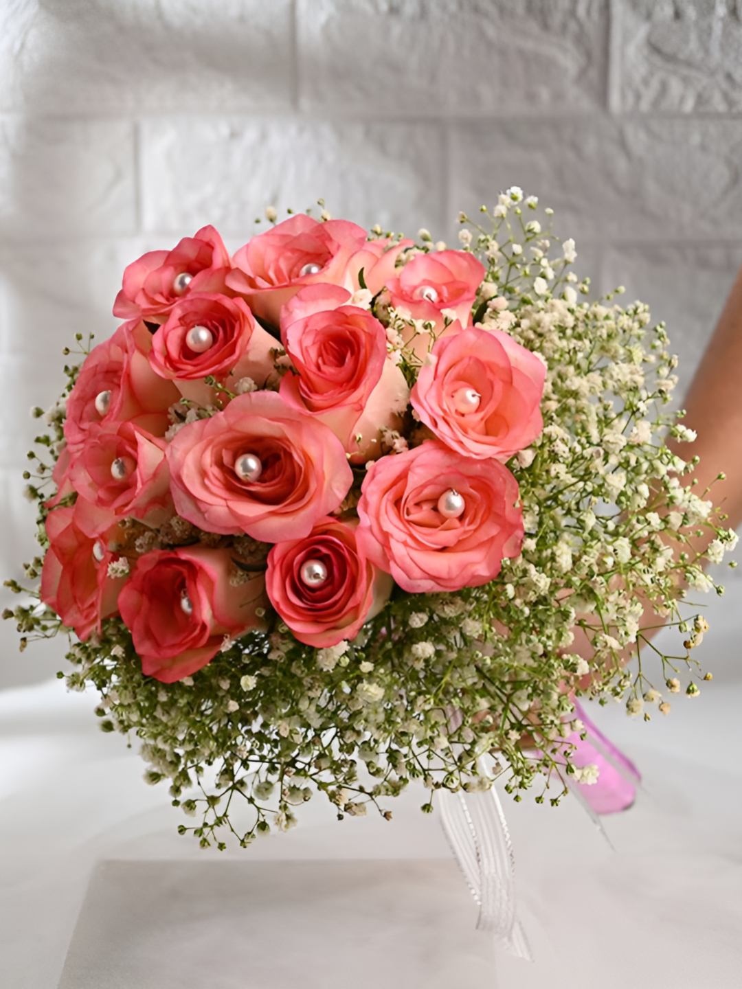 

Floweraura 12-Pcs Red Roses Fresh Flowers, Multi