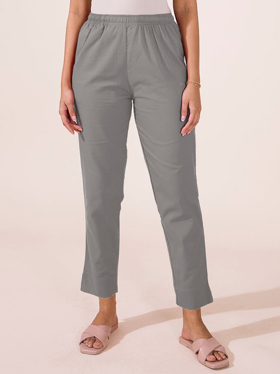 

IndianRang Women Relaxed Straight Leg Cotton Mid-Rise Trousers, Grey