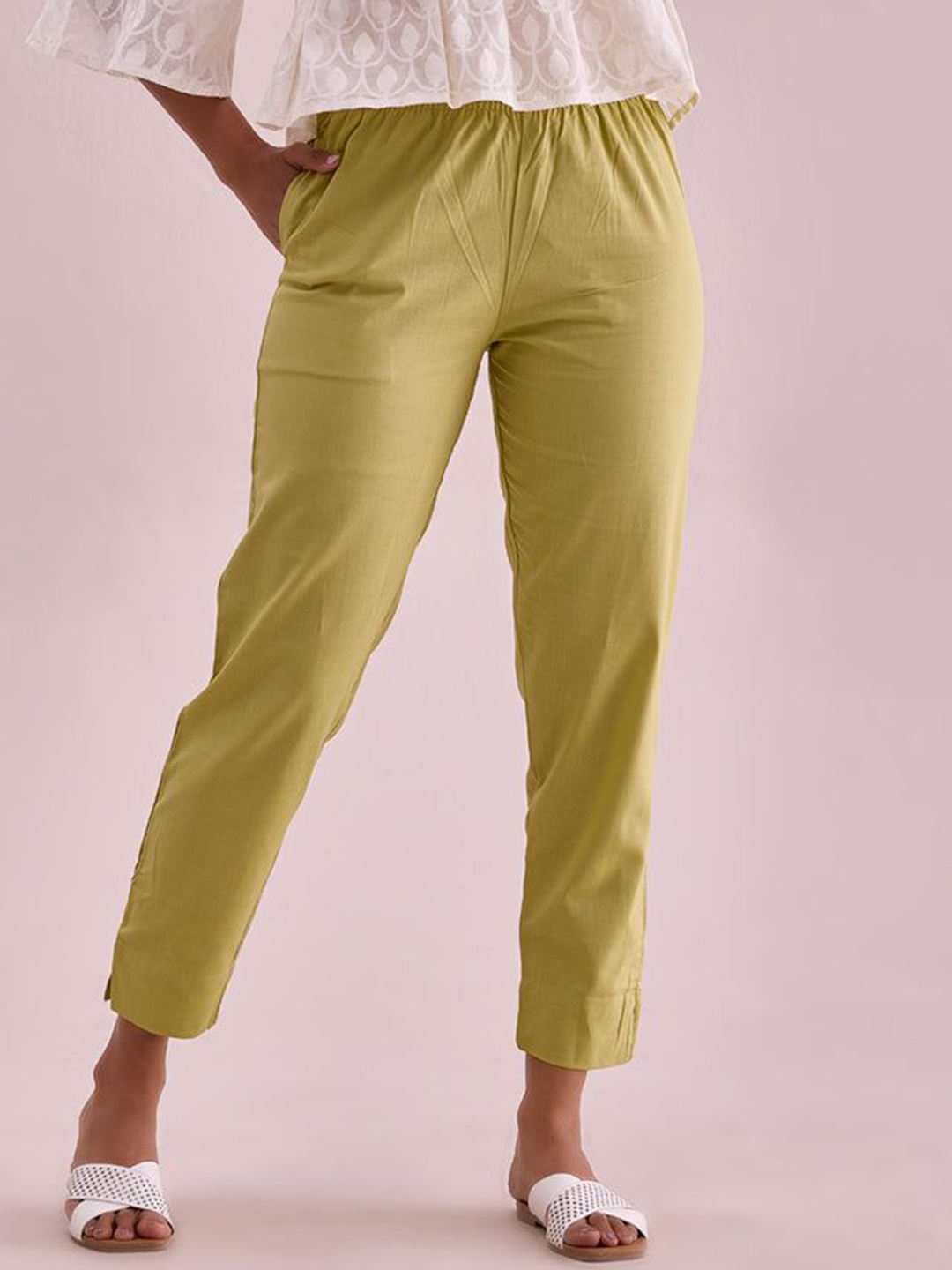 

IndianRang Women Mid-Rise Relaxed Straight Leg No Fly Trousers, Green