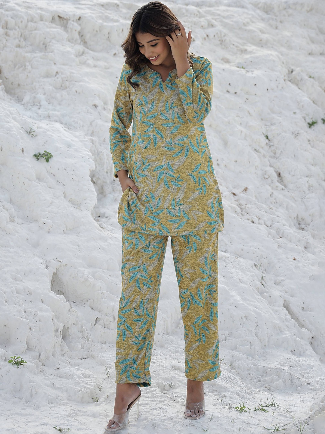 

FLAVIA CREATION Printed Long Sleeve Pure Wool Tunic & Trouser, Blue