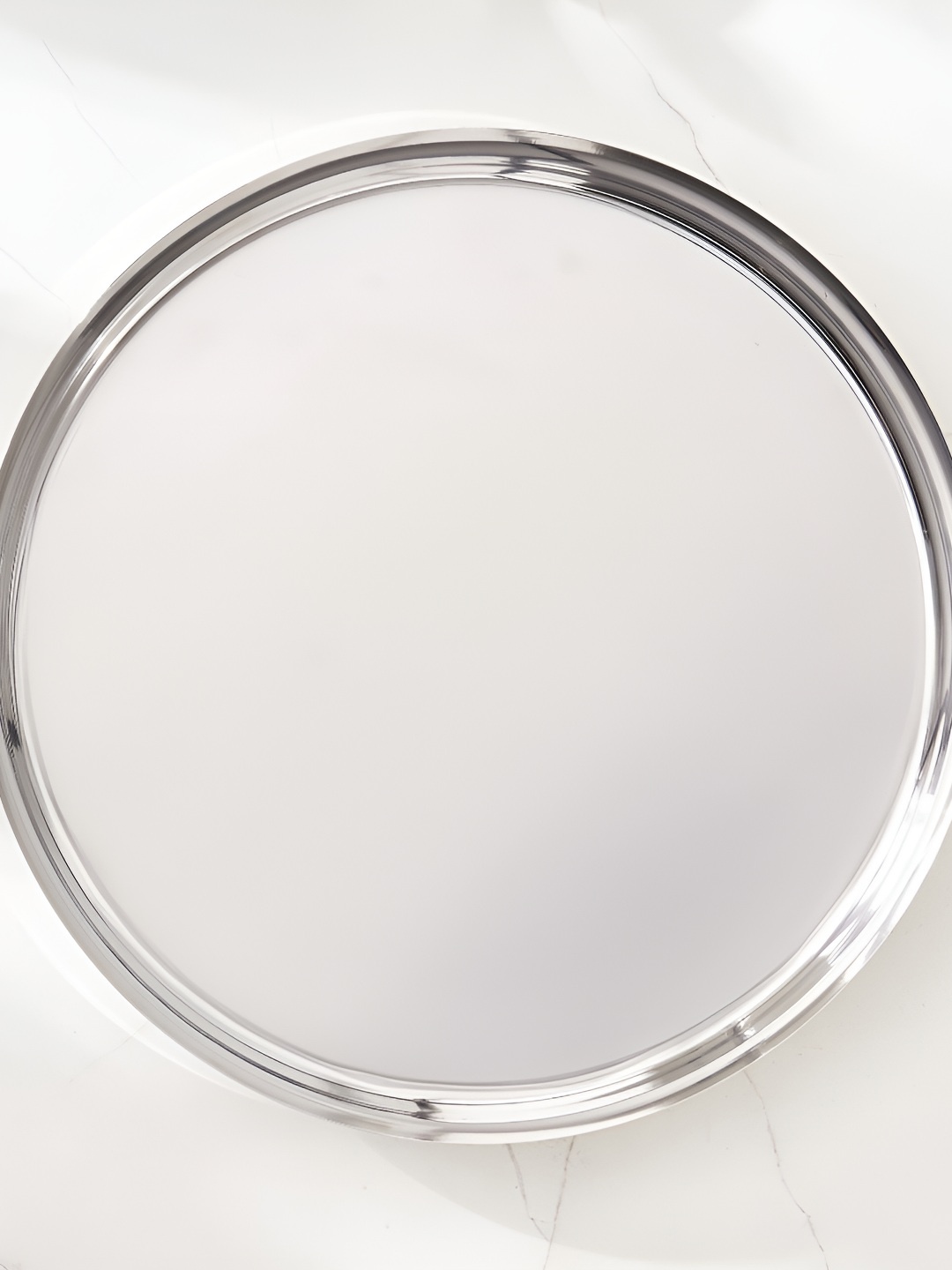 

Home Centre Silver-Toned 2024 1 Pieces Stainless Steel Plates