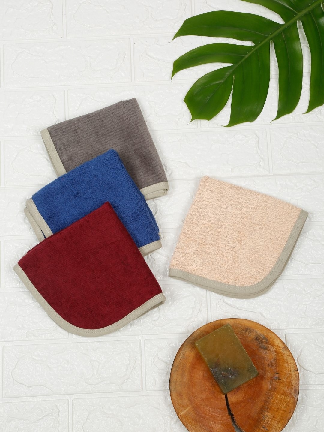 

Creeva Blue and Maroon 4 Pieces 500 GSM Cotton Face Towels
