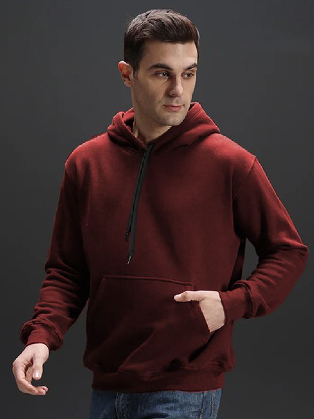 

CLAFOUTIS Men Hooded Pockets Boxy T-shirt, Maroon