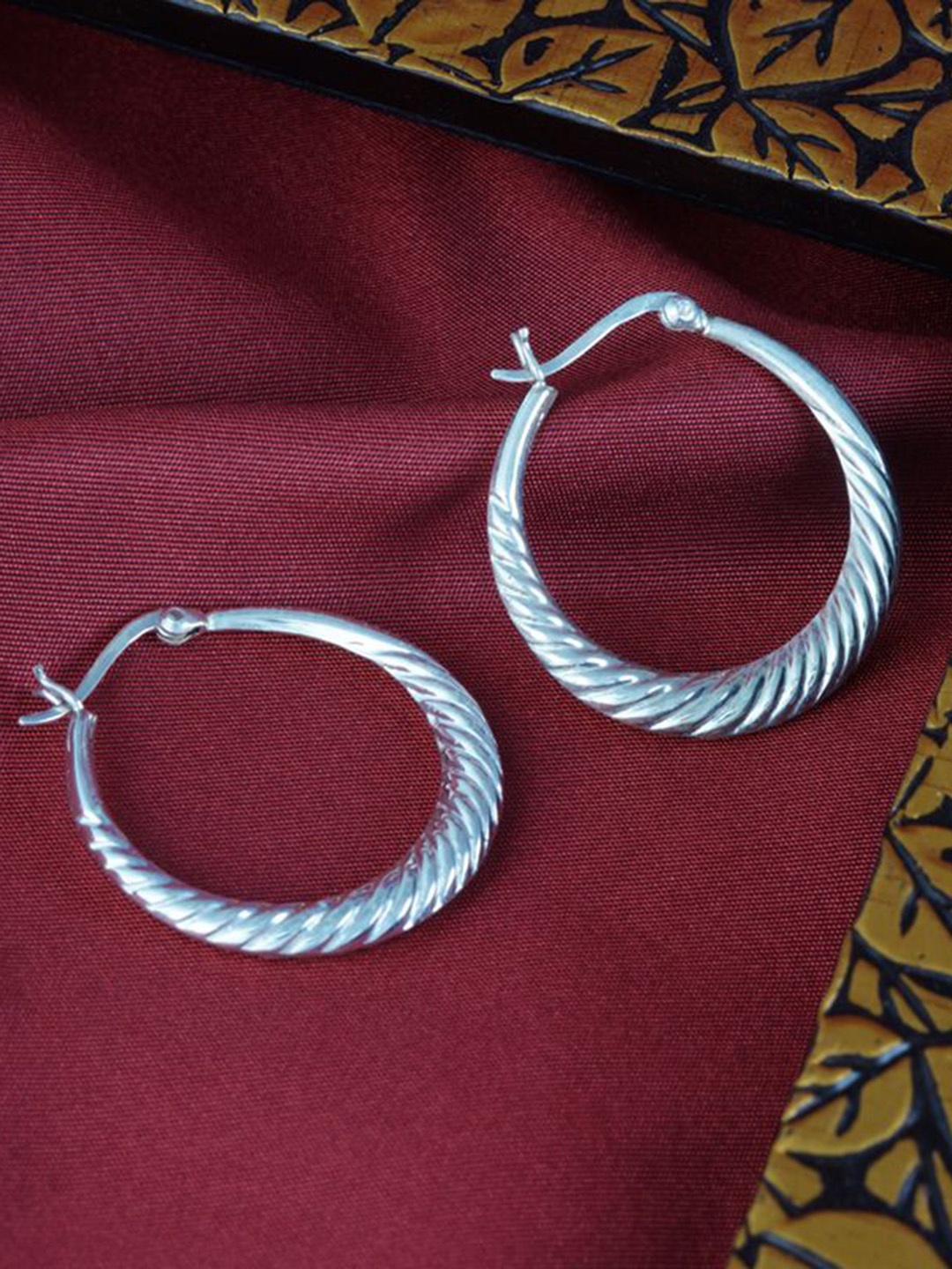 

Tuanz Silver Jewelry 925 Sterling Silver Rhodium-Plated Circular Hoop Earrings