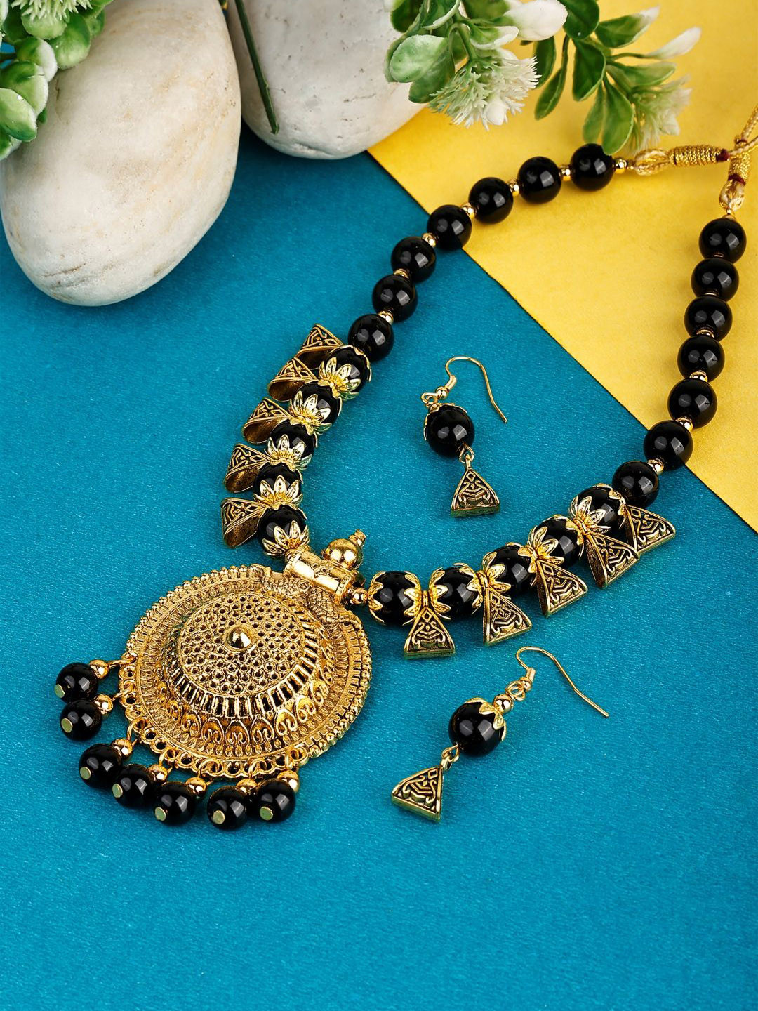 

SUNHARI Beaded Jewellery Set, Gold
