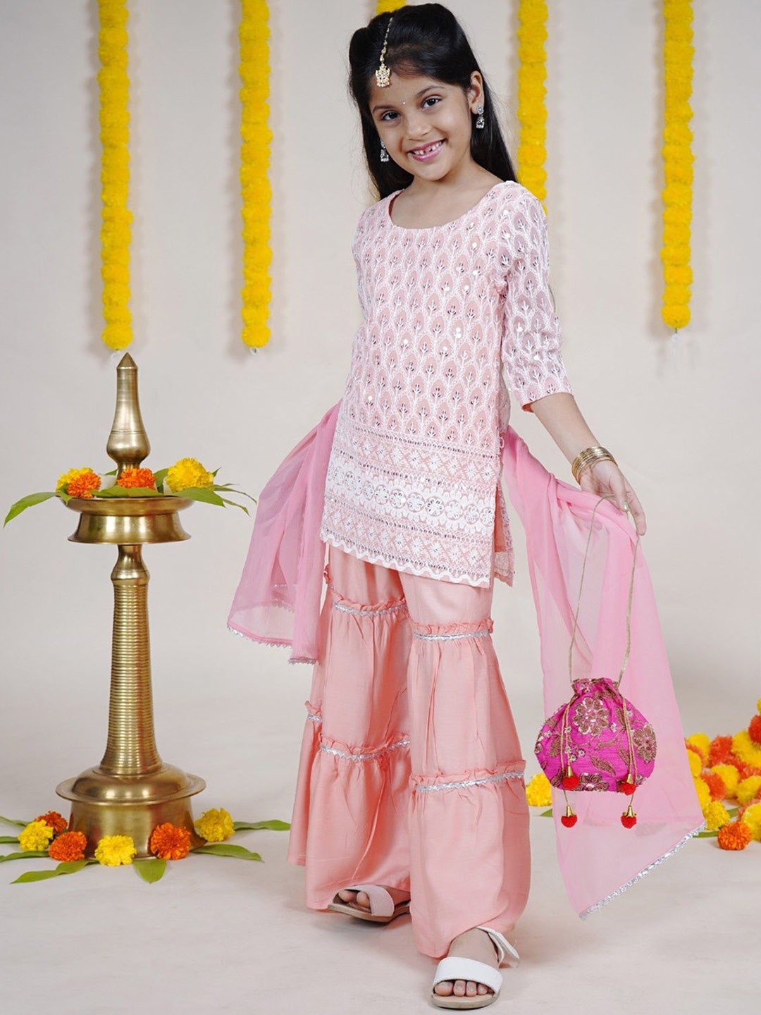 

KiddoPanti Girls Ethnic Motifs Printed Straight Kurta with Sharara & Dupatta, Pink