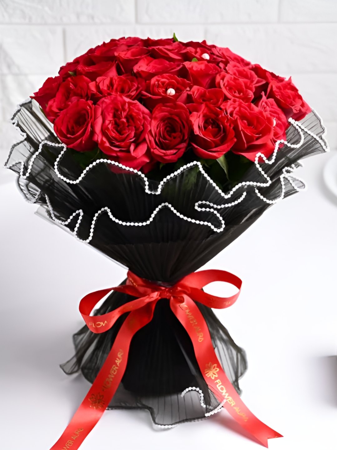 

Floweraura Red & Black 30 Pieces Roses Bouquet With Net Wrap