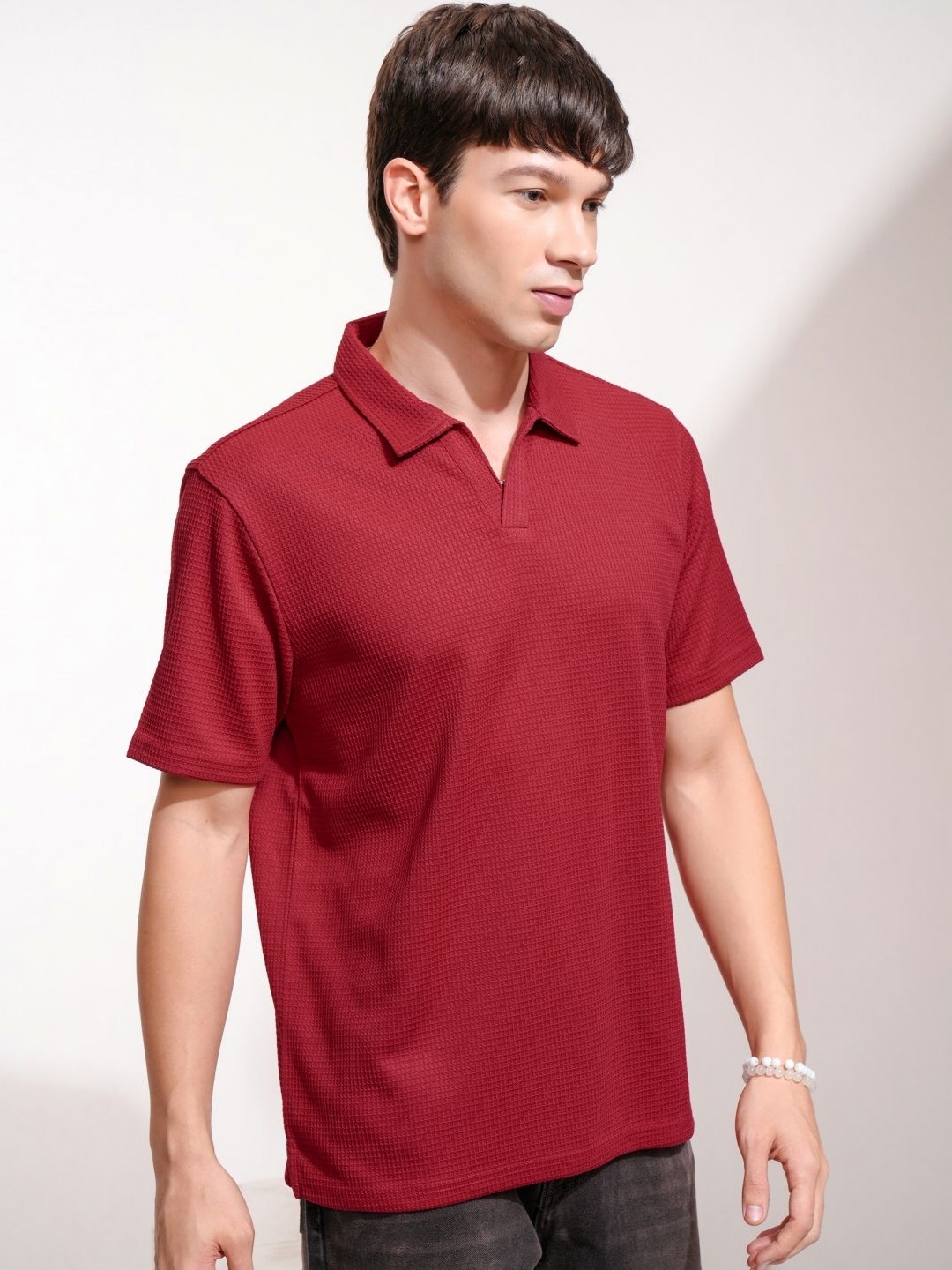 

HIGHLANDER Men Self Design Polo Collar Relaxed Fit T-shirt, Maroon